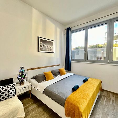 Vit Apartment - Free Parking - O2 Arena Prague Extérieur photo