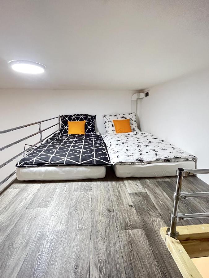 Vit Apartment - Free Parking - O2 Arena Prague Extérieur photo