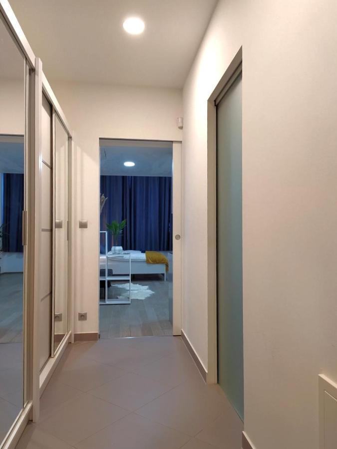 Vit Apartment - Free Parking - O2 Arena Prague Extérieur photo